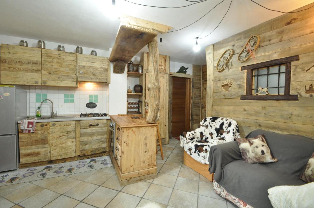Magnifica Tavernetta Di La Thuile Extérieur photo