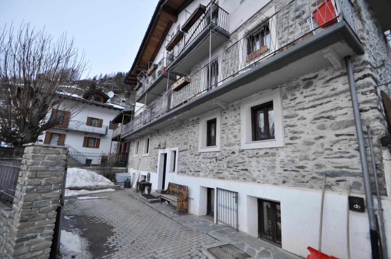 Magnifica Tavernetta Di La Thuile Extérieur photo